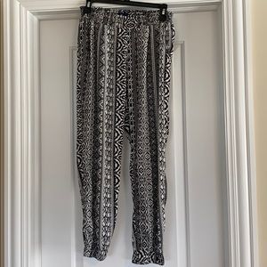 American Eagle beach pants